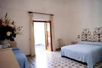 Vittoria 3* Ποζιτάνο