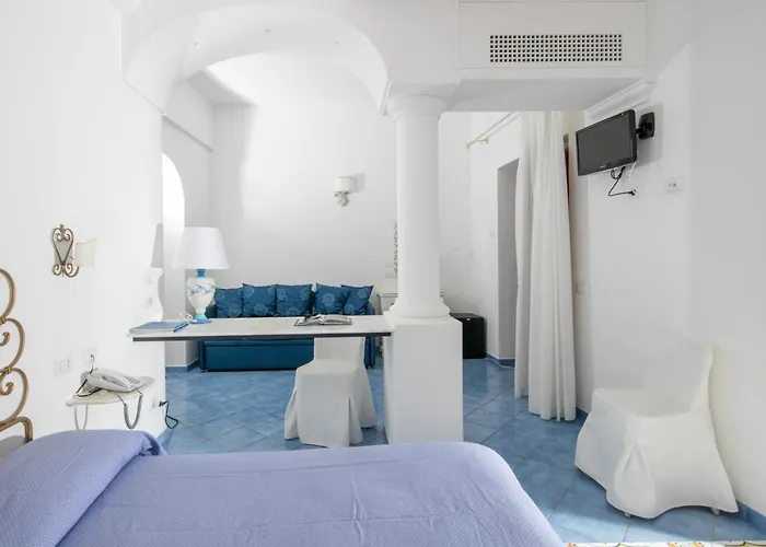 Vittoria 3* Positano