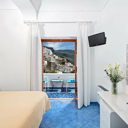 Szálloda Vittoria 3*